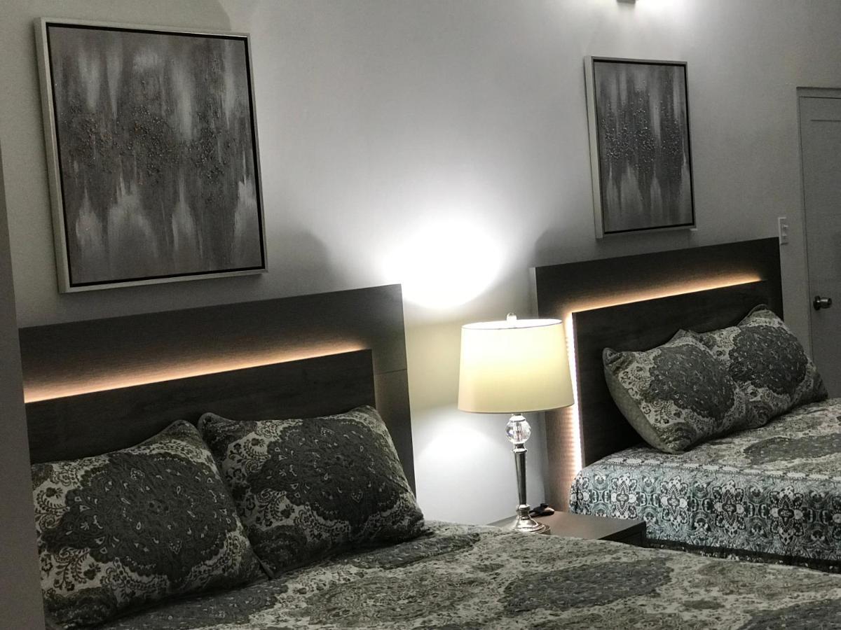 Itza-Bella Suites Isabela Exteriör bild